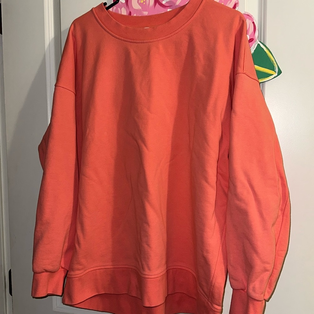 Lululemon perfectly oversized crew